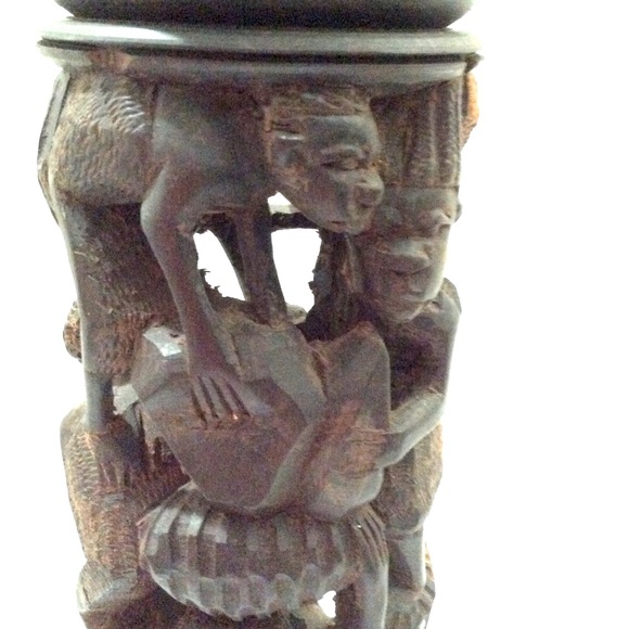 Unique handcrafted African Blackwood carving - Picture 11 of 16